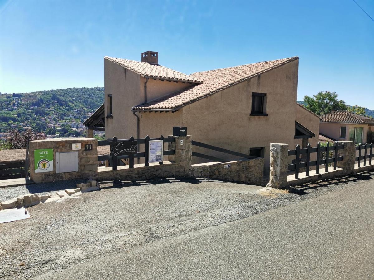 Le Senechal Bed & Breakfast Villefranche-de-Rouergue Exterior foto